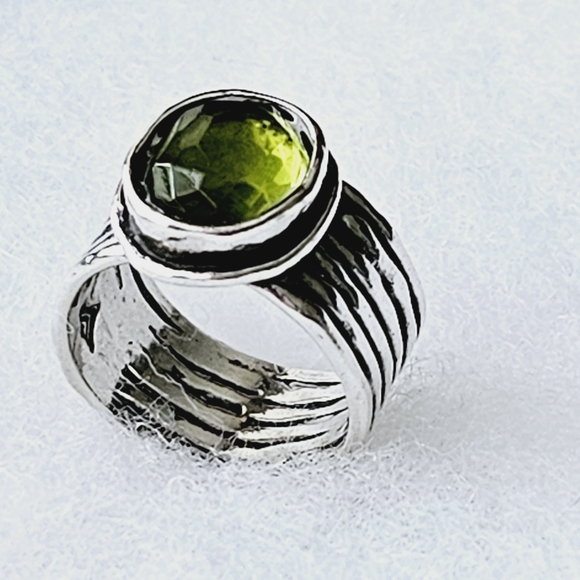 Silpada Sterling Silver Green Glass Ring R1463 Size 8 - Picture 7 of 16